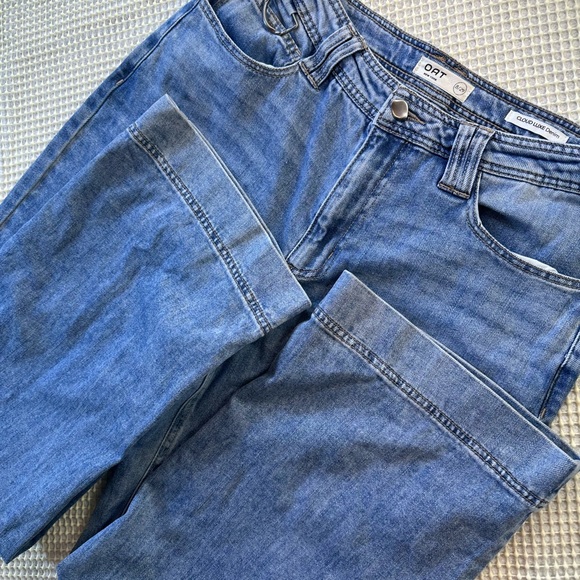 Oat New York Wide Leg Cloud Luxe Denim Jeans Size 8/29 - Picture 8 of 8